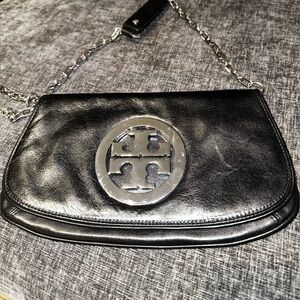 Tory Butch black beauty